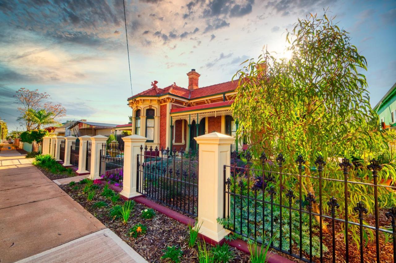Allora House คาลกูร์ลี ภายนอก รูปภาพ